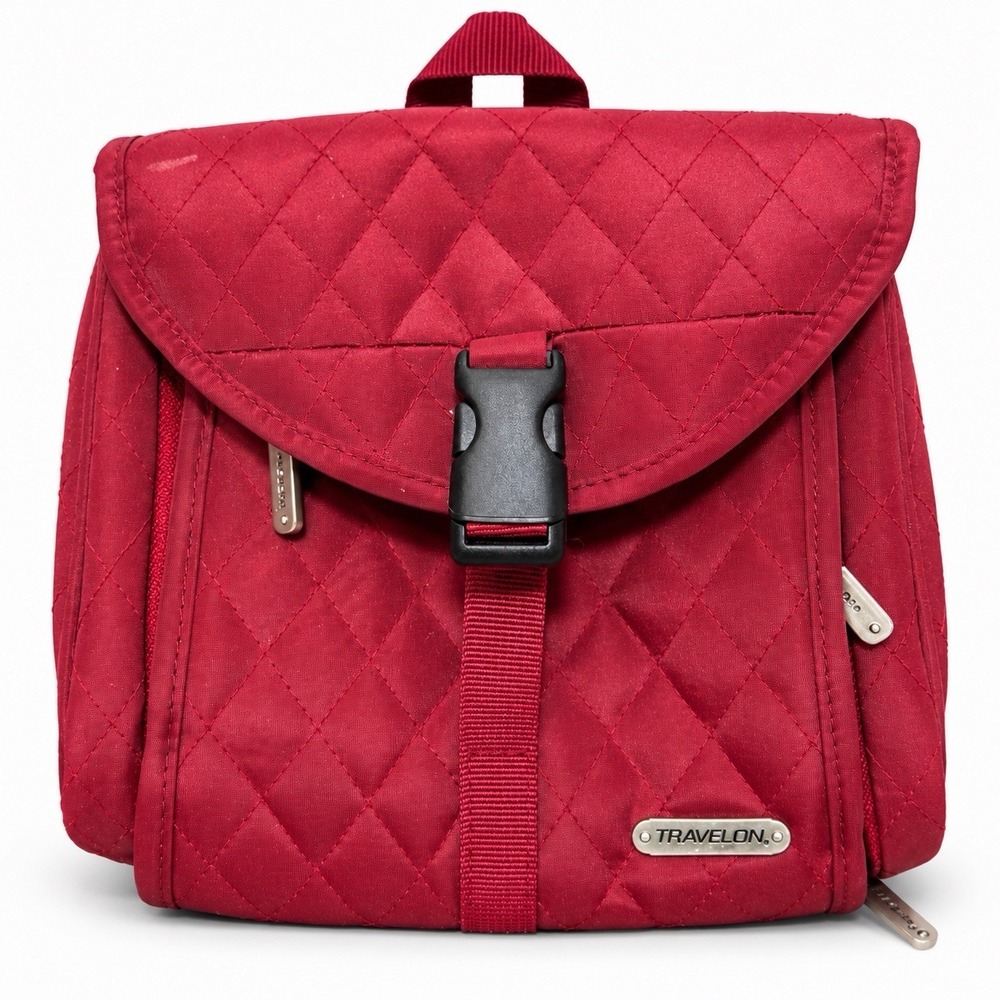 Travelon Quilted Red Hanging Cosmetic Toiletry Bag Organizer Tri Fold Vacation